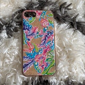 Super cute Lilly Pulitzer iPhone 7 case!!